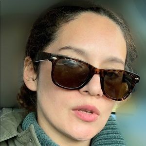 Meet your Posher, Juvy